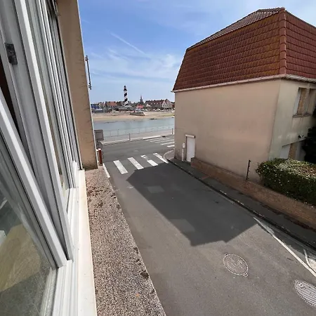 A Deux Pas Du Front De Ferienhaus *